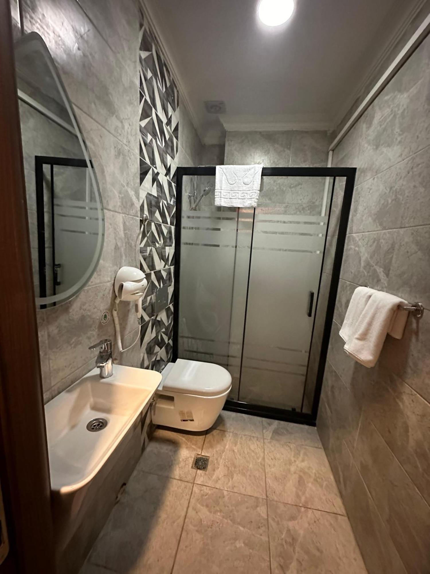 Rays Hotel Bakirkoey City Center Istanbul Exterior photo